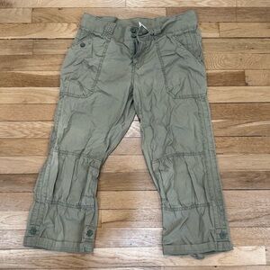GAP Capri Cargo Pants